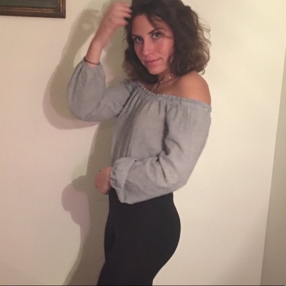 Cropped-off the shoulder
